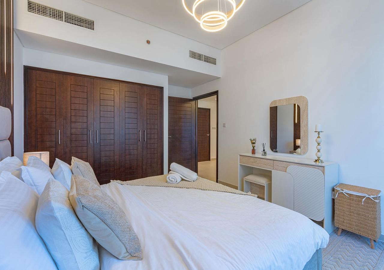 Luxurious One Bedroom With Burj Khalifa View دبي