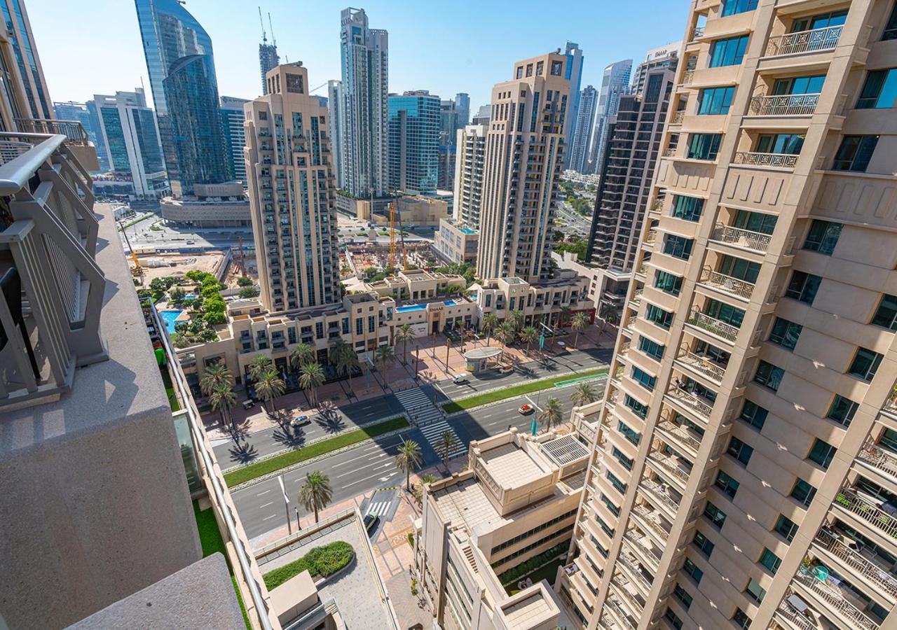 شقة Luxurious One Bedroom With Burj Khalifa View